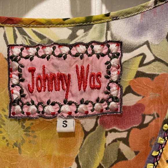 Johnny Was size small shirt/tunic - Picture 3 of 3